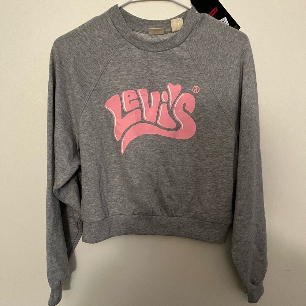 Levi’s cropped sweater size xs